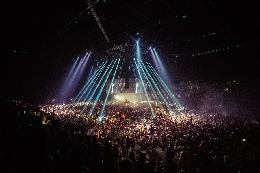 Netsky live, a Room One Live concert broadcast